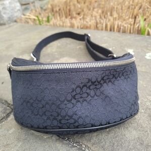 Coach Y2K Jacquard Signature Fanny Pack Waist Pack F05093